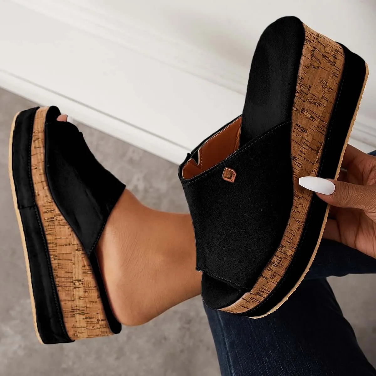 Sohiwoo Comfortable Cork Footbed Slip-on Sandals Platform Wedge Slippers