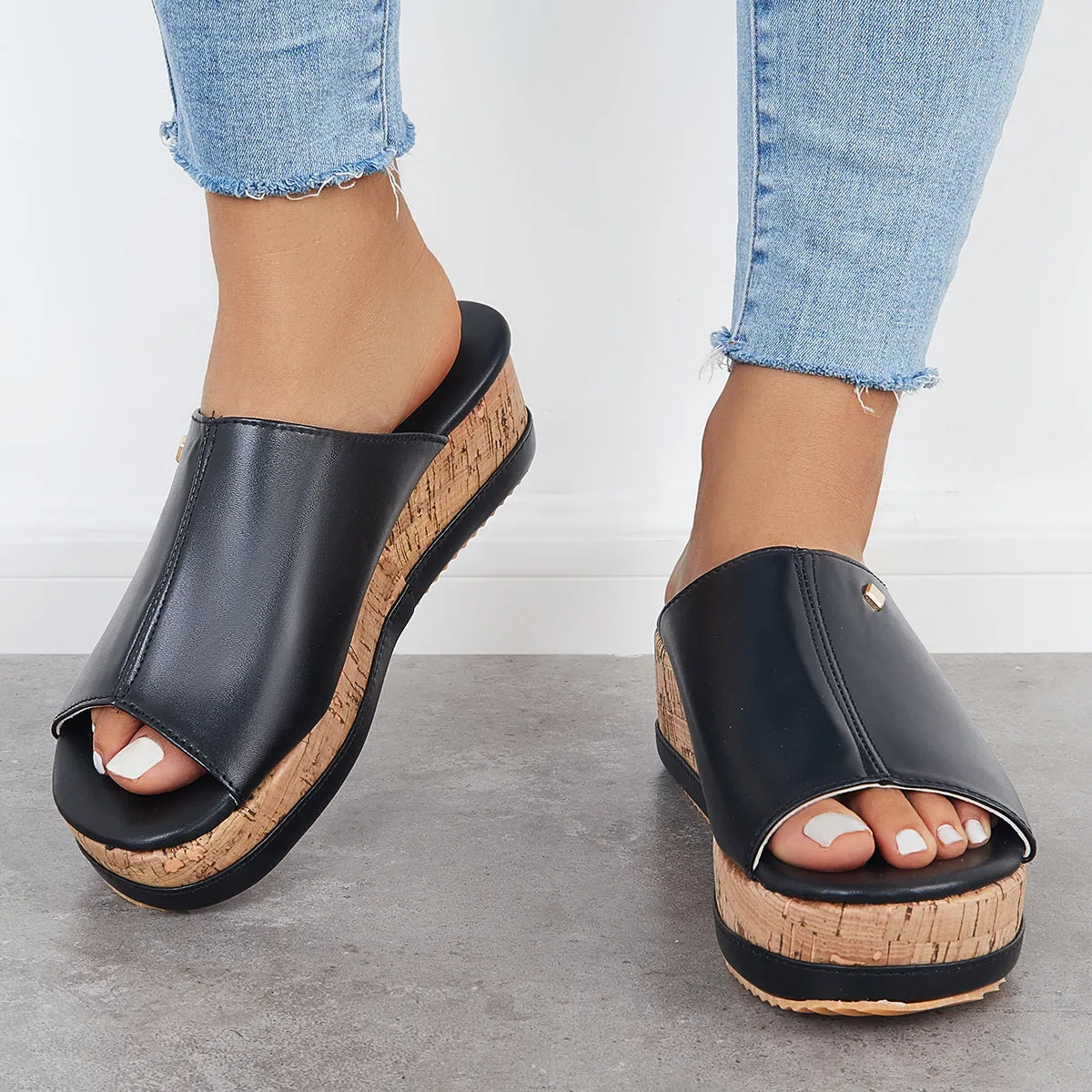 Sohiwoo Comfortable Cork Footbed Slip-on Sandals Platform Wedge Slippers