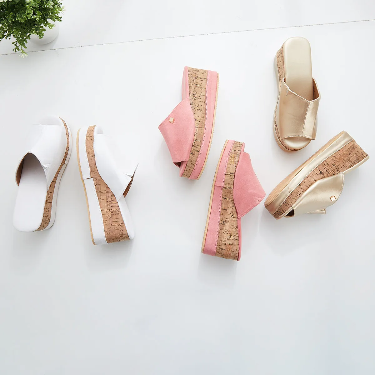 Sohiwoo Comfortable Cork Footbed Slip-on Sandals Platform Wedge Slippers